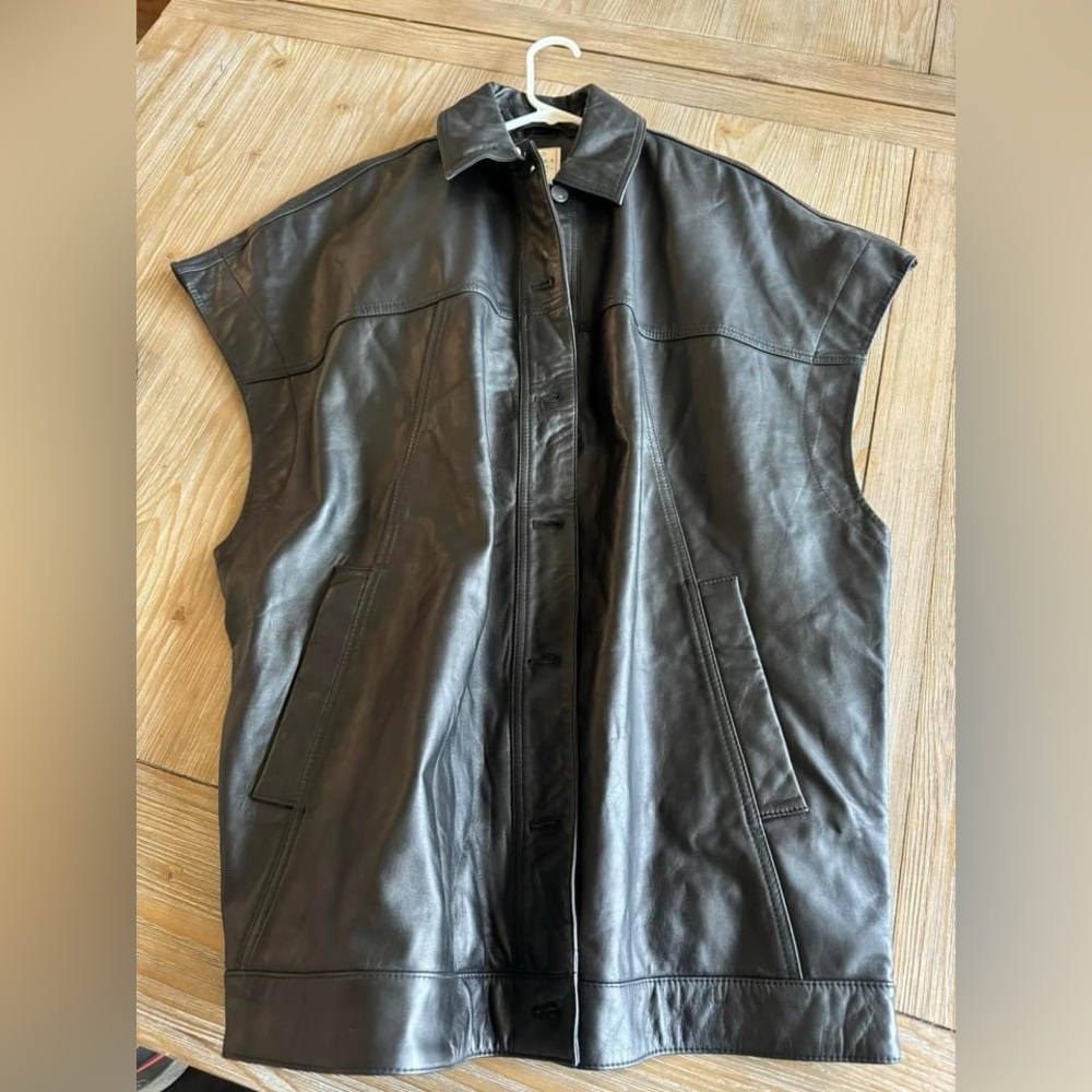 We the Free Rancho Leather Jacket 
Size Small (oversized fit)
